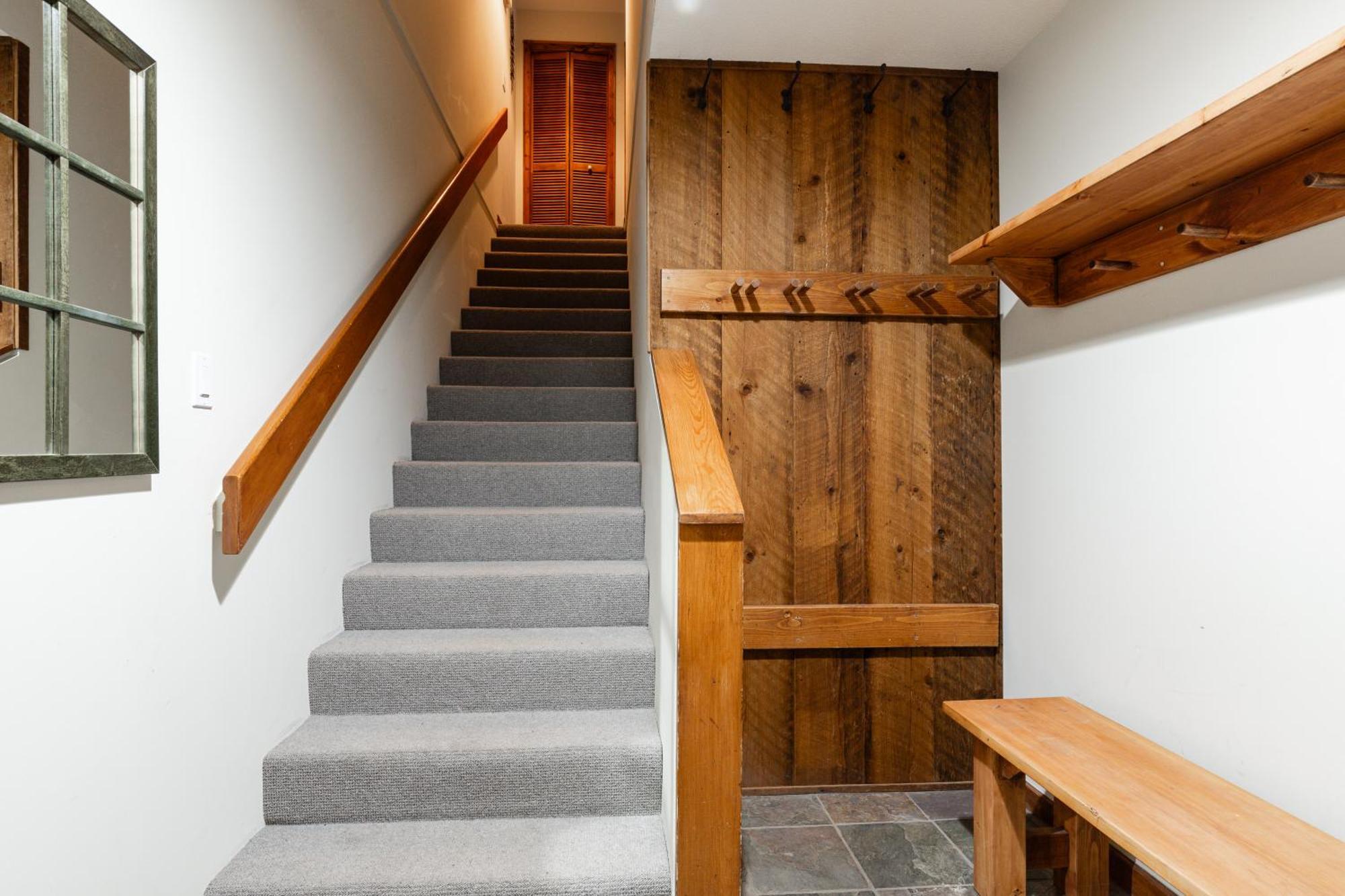 Ferienhaus 2br Cozy Townhouse In Location - Mountain Views And Free Parking Whistler
