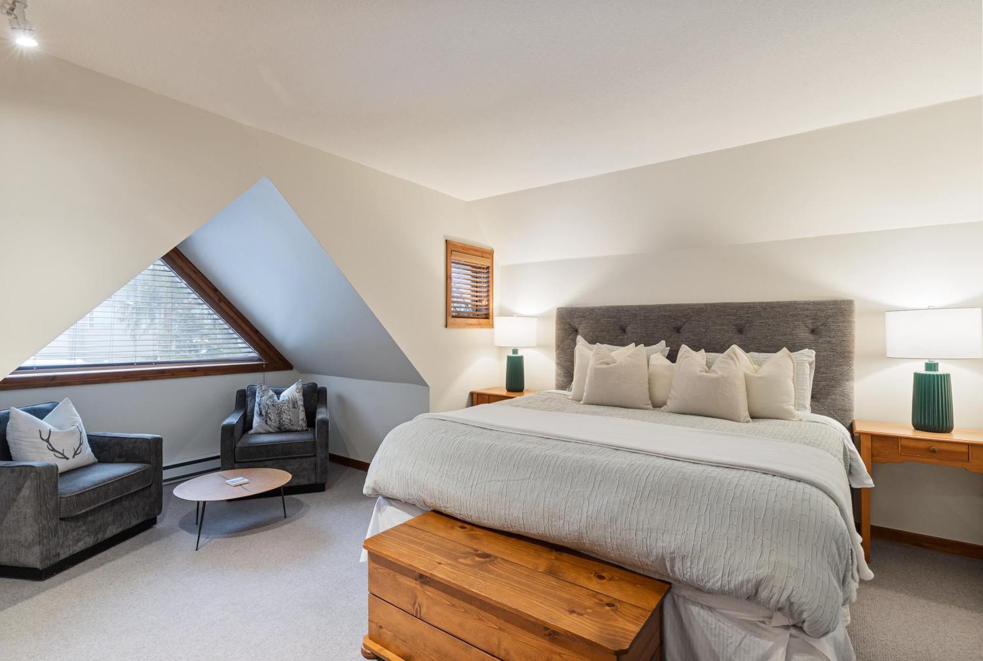 2br Cozy Townhouse In Location - Mountain Views And Free Parking Ferienhaus